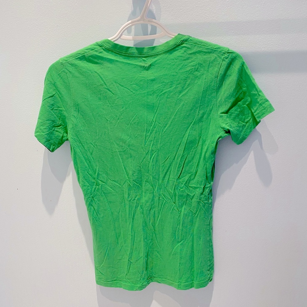 Vans โข Vivid green short sleeve shirt w vans patch - Picture 6 of 8